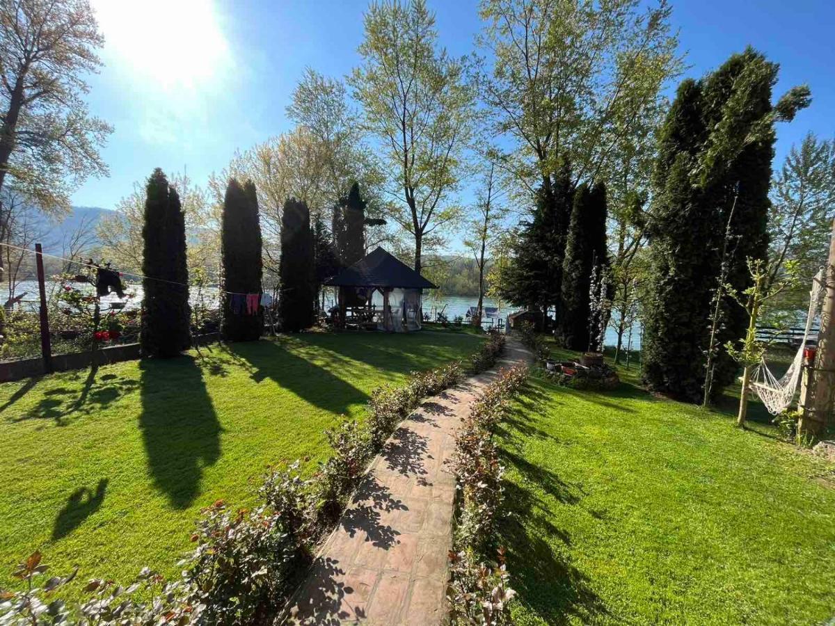 Apartman Kapetana luka Ljubovija Bagian luar foto