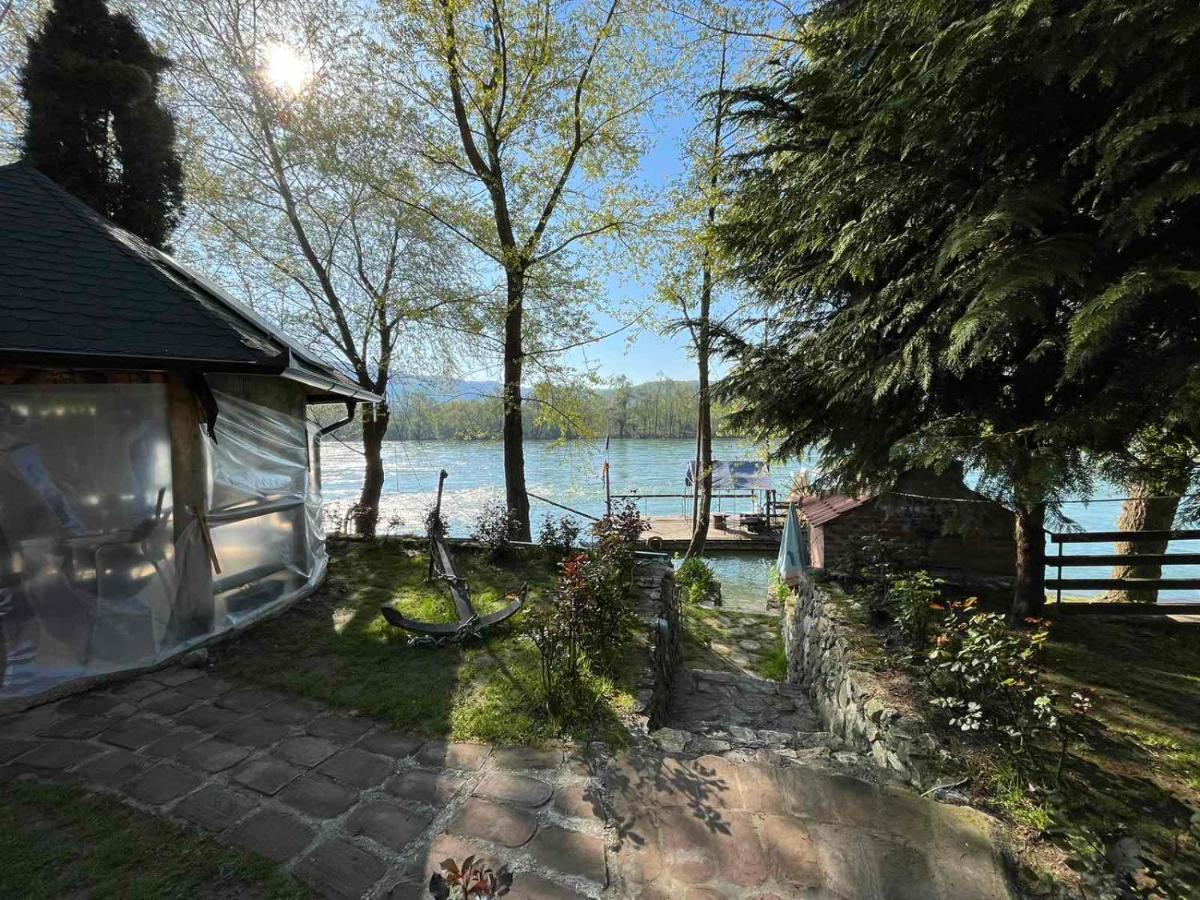 Apartman Kapetana luka Ljubovija Bagian luar foto
