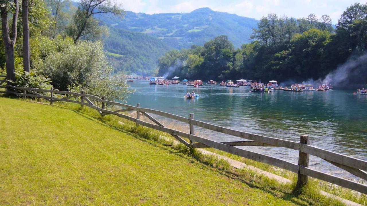 Apartman Kapetana luka Ljubovija Bagian luar foto